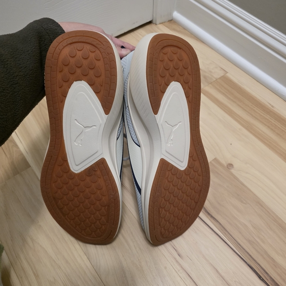 Puma Men's Gray Athletic Shoes - Picture 8 of 9